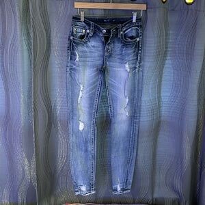 Miss Me low rise skinny jean